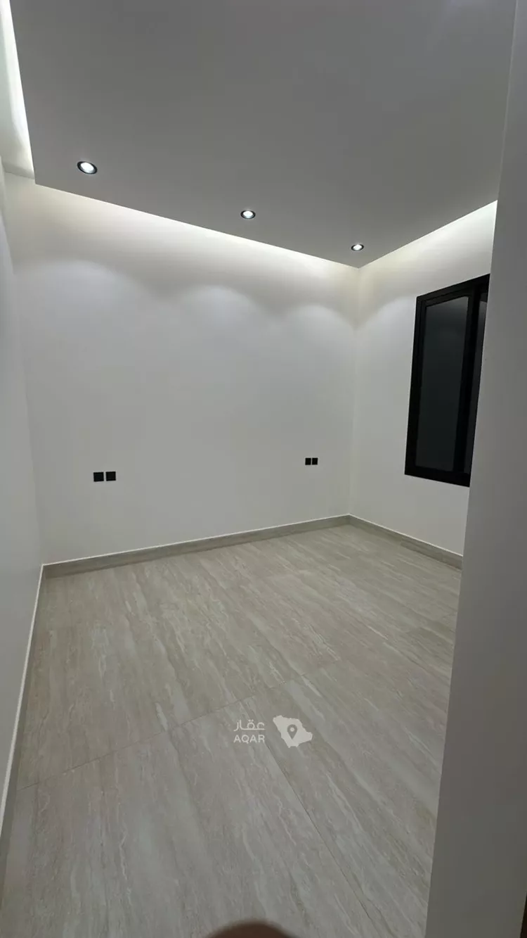 فيلا للبيع في شارع السيل الكبير, حي المهدية, مدينة الرياض, منطقة الرياض 12