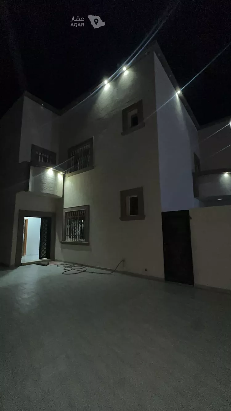 فيلا للبيع في شارع الورود 65 ، حي الورود ، رفحاء ، رفحاء 2