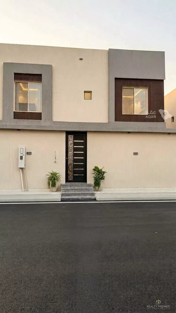 فيلا للبيع في شارع عبدالواحد ابن الكاتب ، حي السويس ، جيزان ، منطقة جازان 2