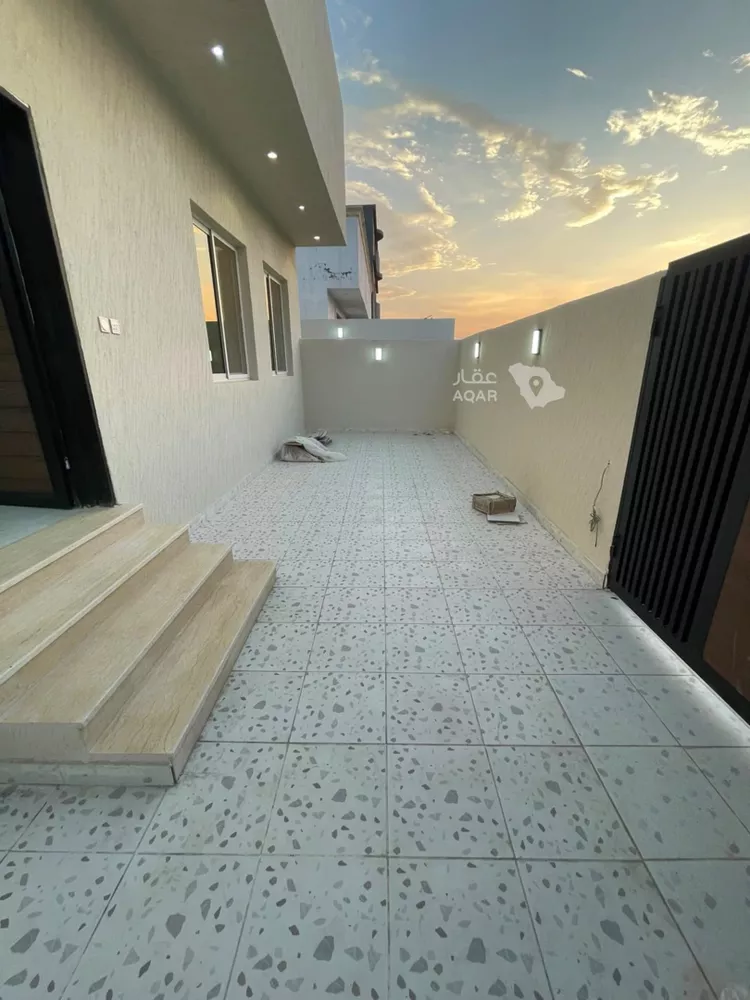 فيلا للبيع في شارع ابي القاسم الخضري, حي ضاحية الإسكان, مدينة الطائف, منطقة مكة المكرمة صورة 3