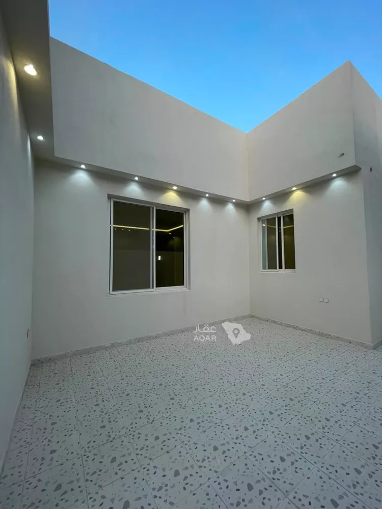فيلا للبيع في شارع ابي القاسم الخضري, حي ضاحية الإسكان, مدينة الطائف, منطقة مكة المكرمة صورة 5
