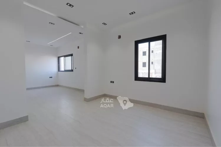 دور للبيع في شارع جرير بن حازم, حي الرمال, مدينة الرياض, منطقة الرياض 8