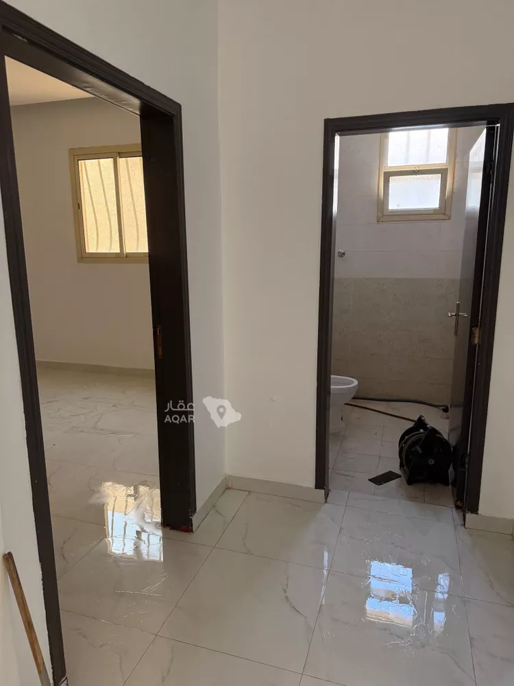 شقة للإيجار في شارع يوسف بن عبدالصمد ، حي المعيزيلة ، الرياض ، منطقة الرياض 8