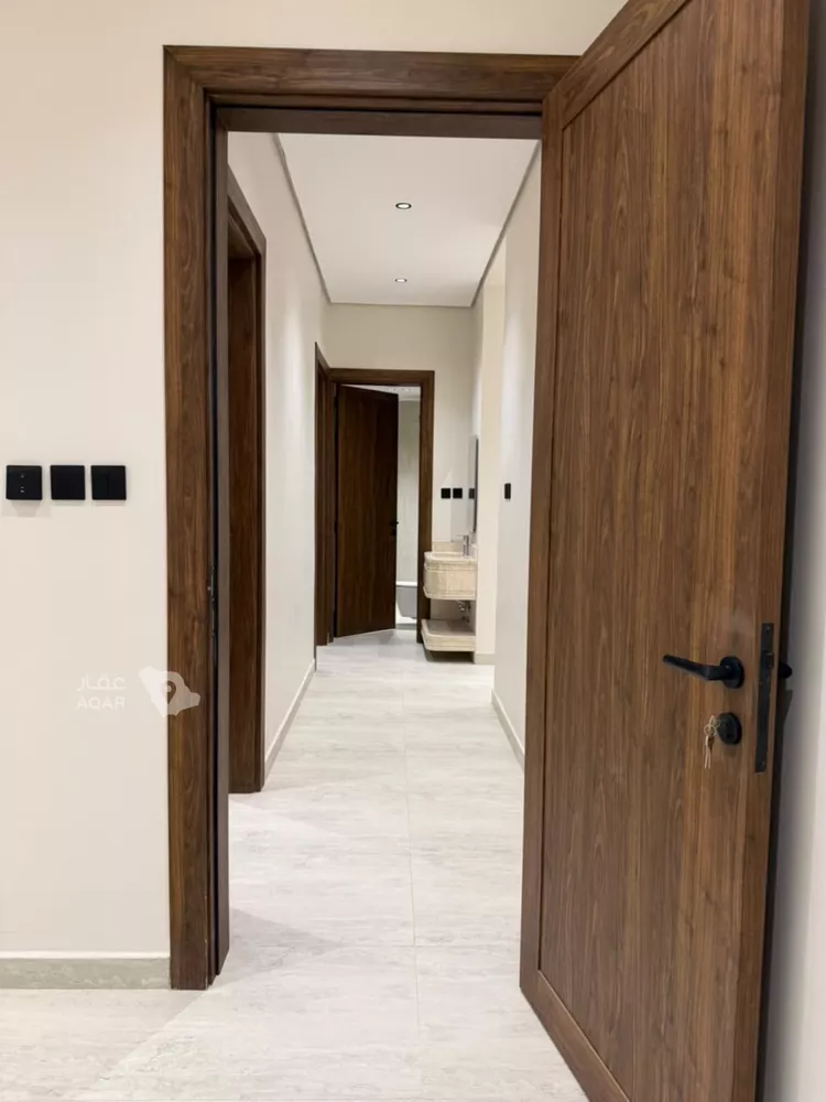 Floor for Sale in Riyadh Shubra صورة 4