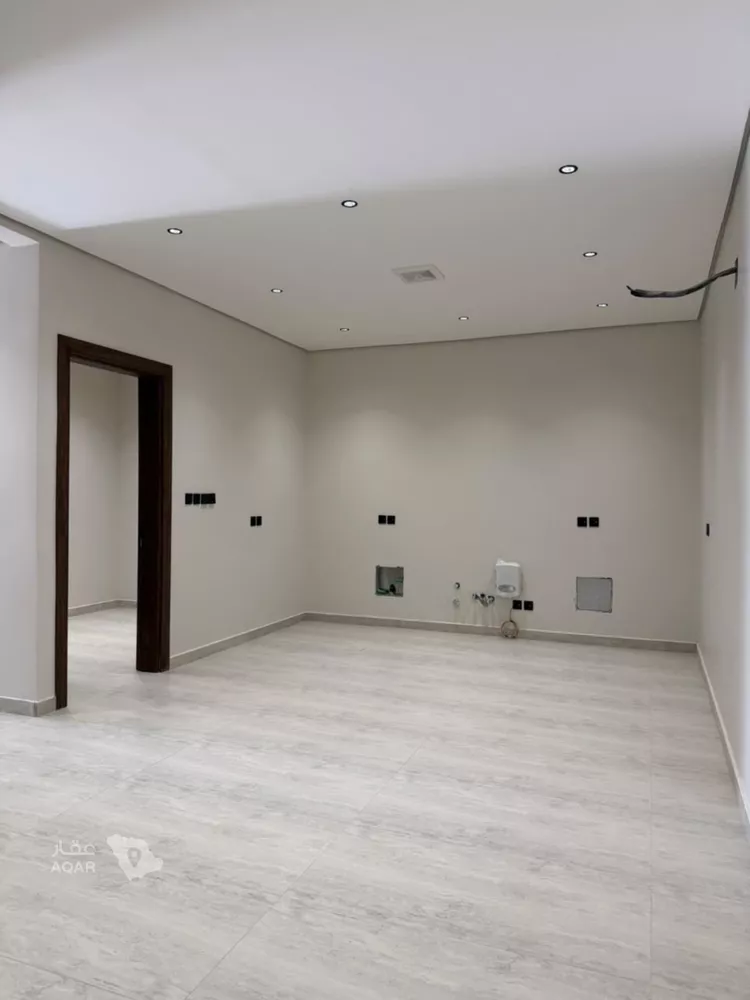 Floor for Sale in Riyadh Shubra صورة 3