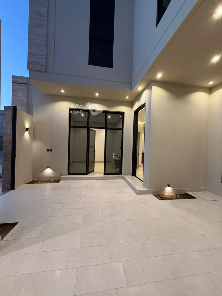 Villa for Sale in Riyadh Al Mahdiyah صورة 2