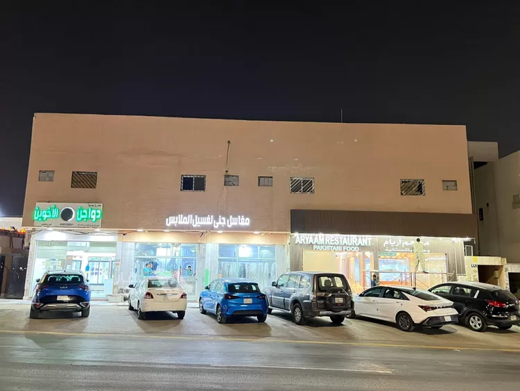 شقة للإيجار في شارع الشيخ عبدالعزيز بن محمد بن علي, حي ظهرة البديعة, مدينة الرياض, منطقة الرياض