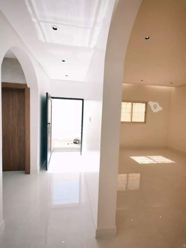 Villa for Rent in Ahad Rufaidah Az Zuhur 7