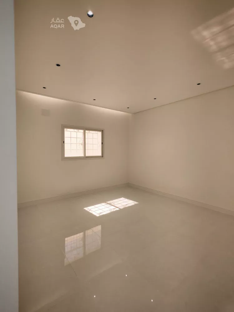 Villa for Rent in Ahad Rufaidah Az Zuhur 11