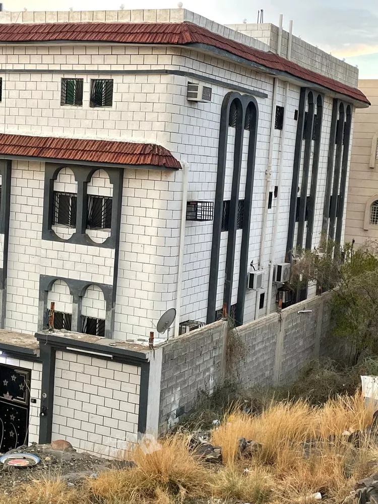 عمارة للبيع في شارع الأسلمي ، حي أم السباع ، الطائف ، الطائف 6