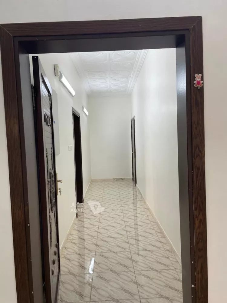 فيلا للبيع في شارع عبدالعزيز الطبيري ، حي الحرازات ، جدة ، جدة 2
