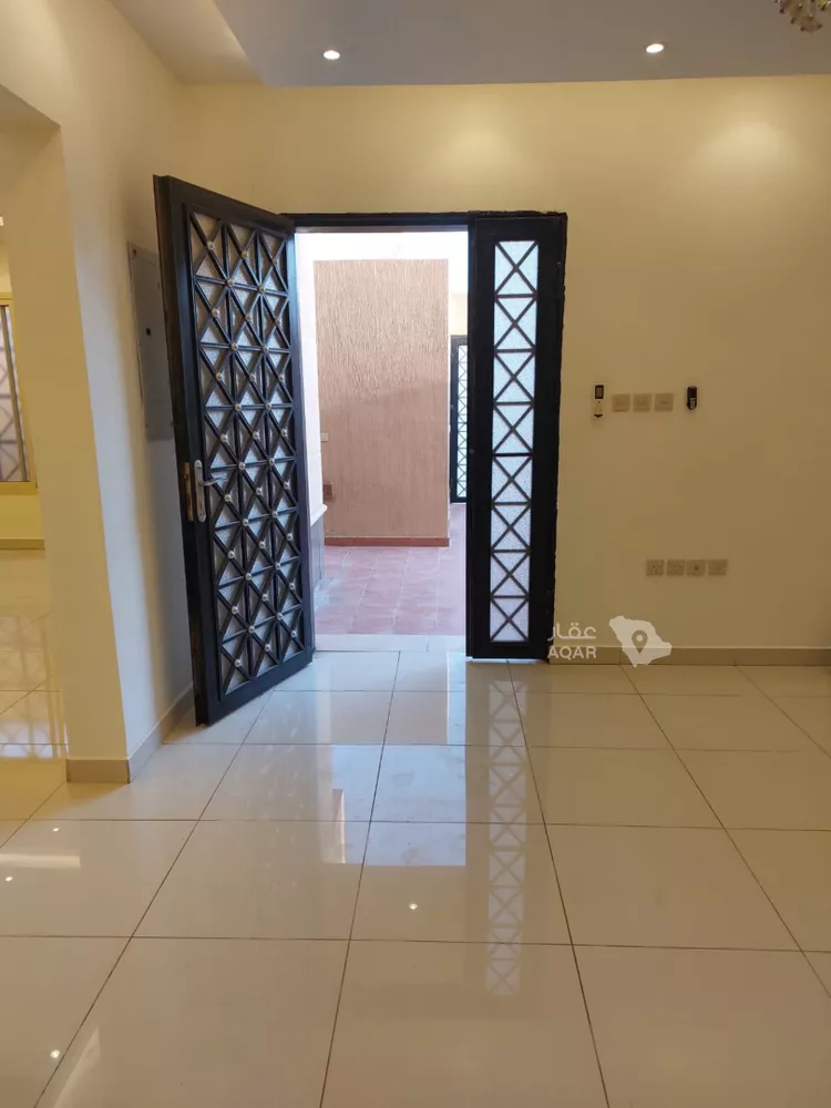 فيلا للإيجار في شارع الفروسية, حي الربيع, مدينة الرياض, منطقة الرياض 12