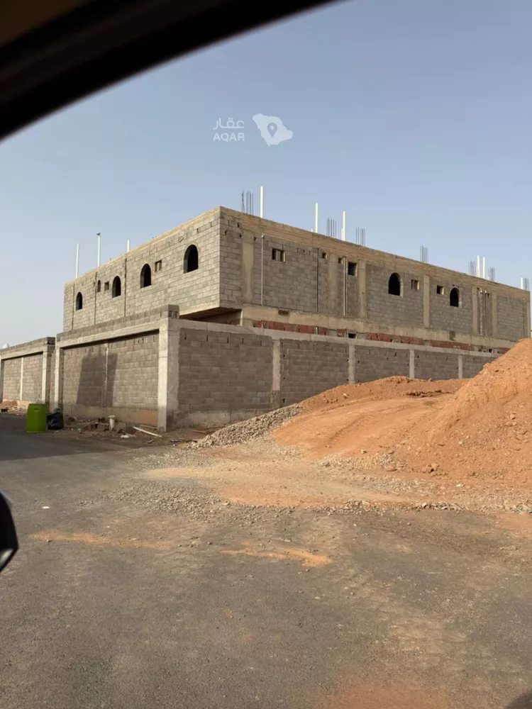 عمارة للبيع في شارع العقدة 82 ، حي العقدة ، الحناكية ، الحناكية 2
