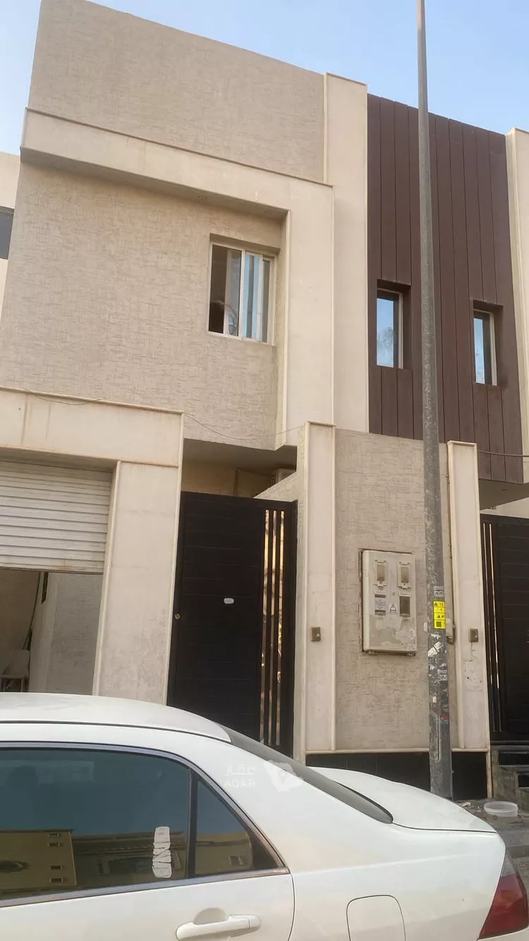 Floor for Rent in Riyadh Al Aziziyah