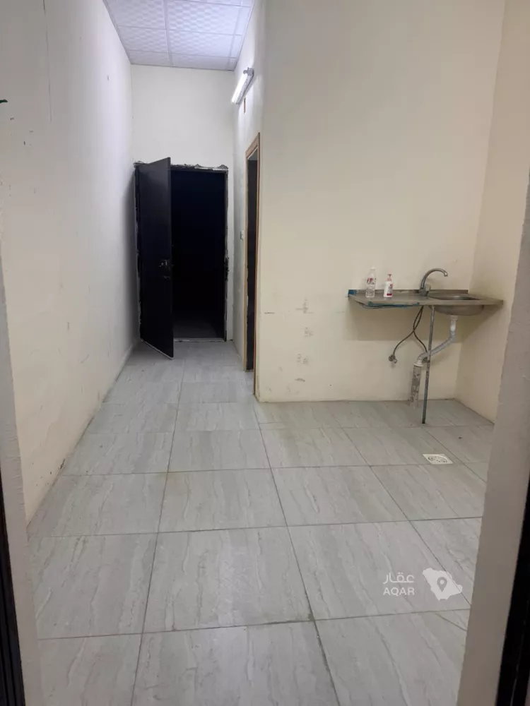 Room for Rent in Jeddah Abruq Ar Rughamah