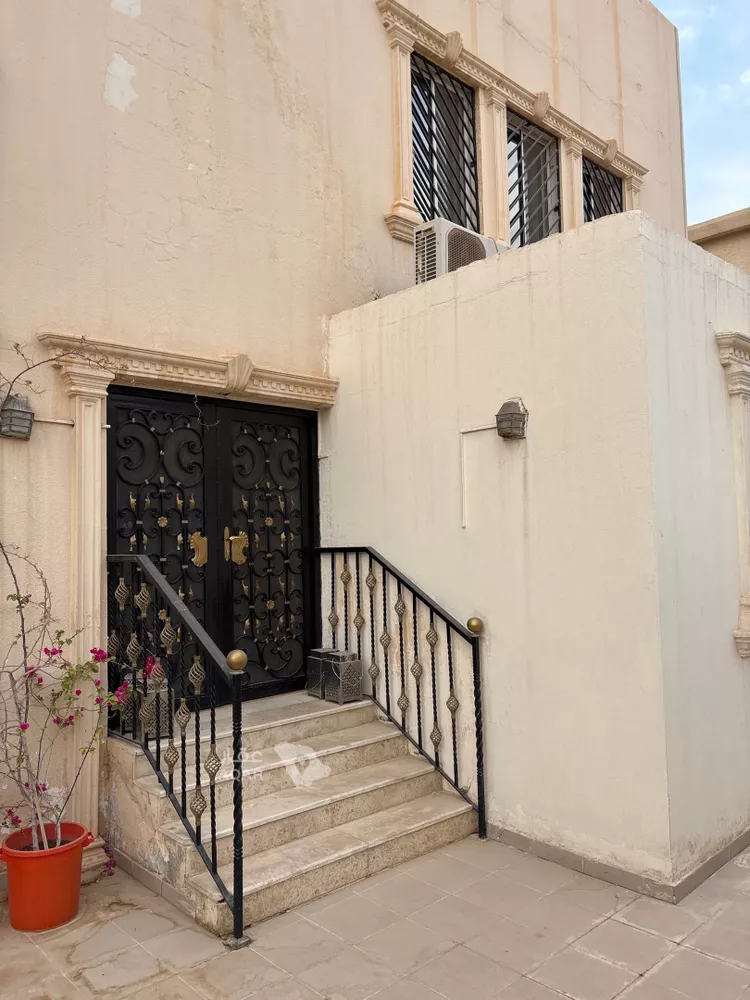 فيلا للبيع في شارع دعبل الخزاعي, حي المنار, مدينة الرياض, منطقة الرياض صورة 3